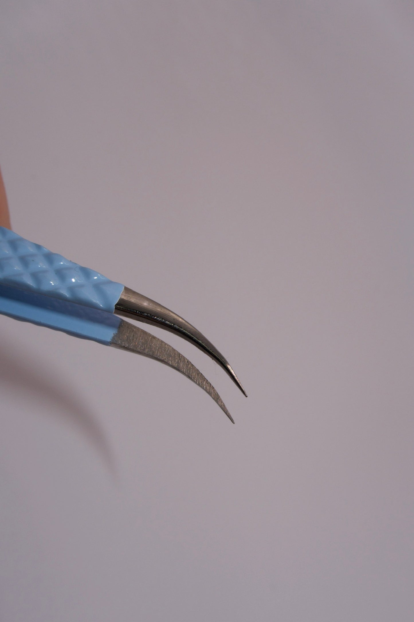 P.01 Isolation Tweezer